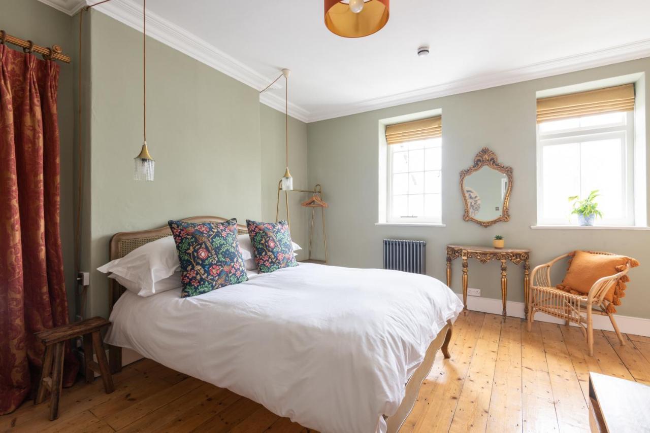 The Whitehouse Hotel Stokenham Bagian luar foto