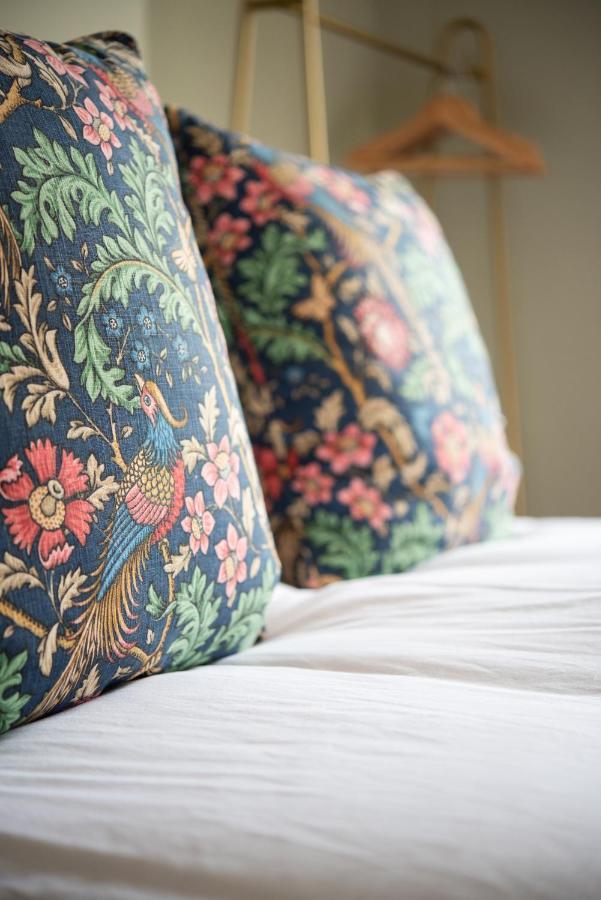 The Whitehouse Hotel Stokenham Bagian luar foto