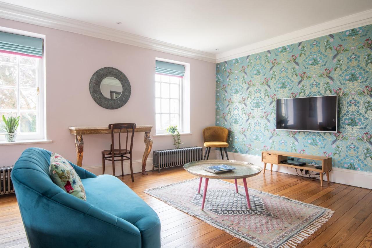 The Whitehouse Hotel Stokenham Bagian luar foto